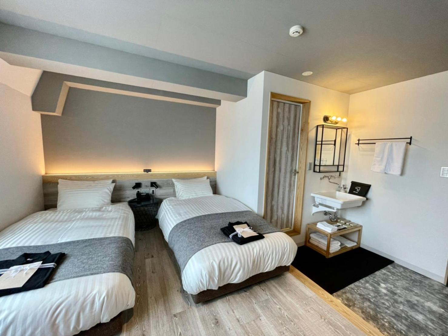 Fukuyama Royal Hotel Экстерьер фото